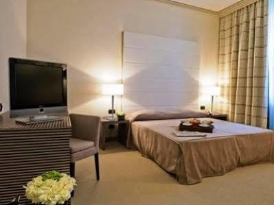 H2C Hotel Napoli מראה חיצוני תמונה